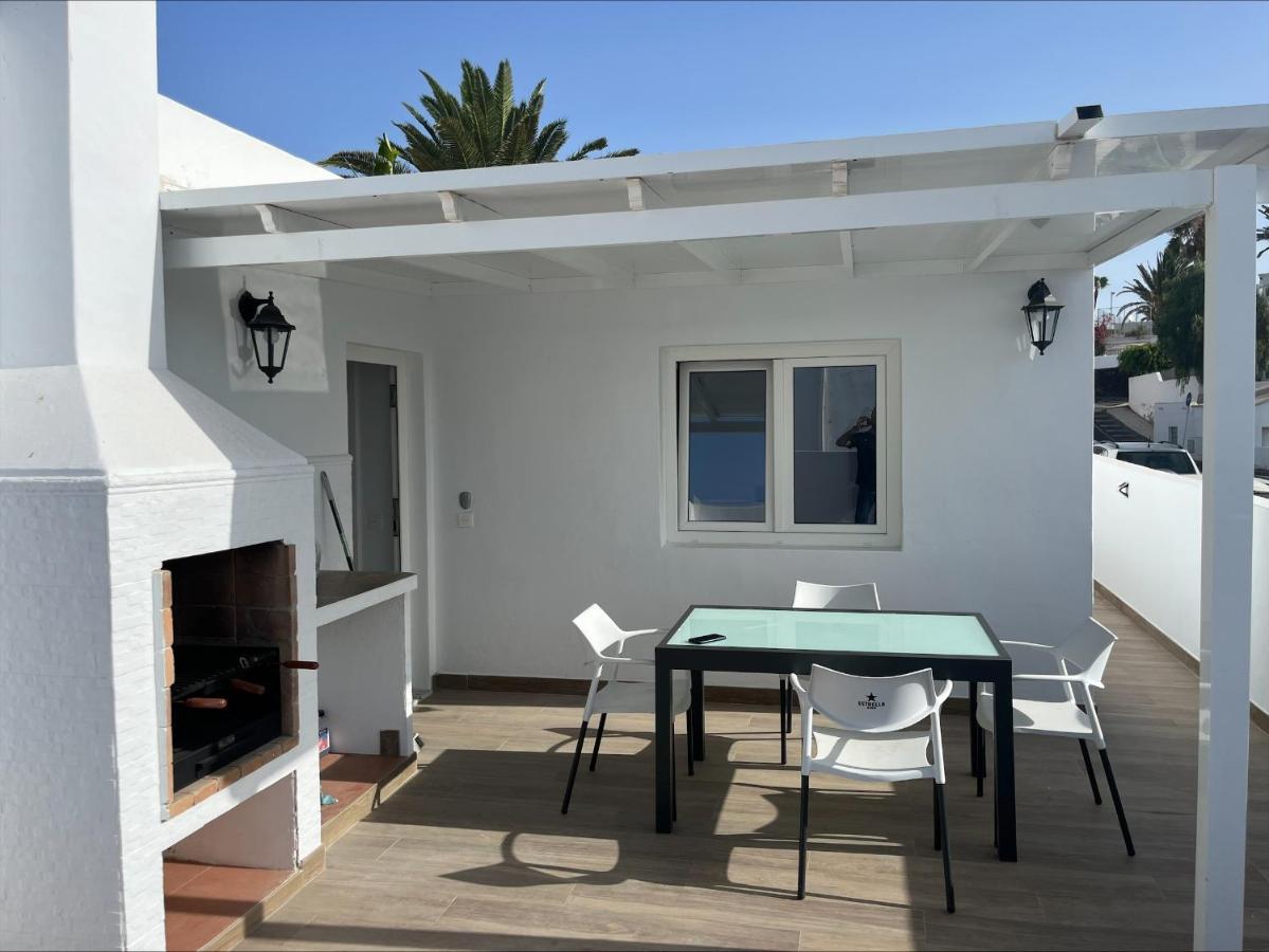 Mym Villa Tías Екстериор снимка