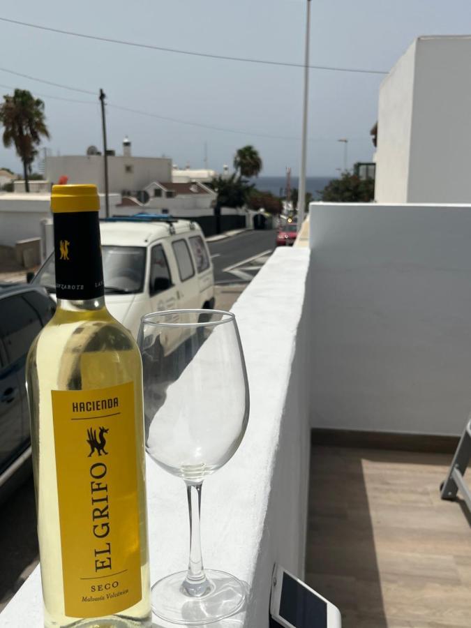 Mym Villa Tías Екстериор снимка