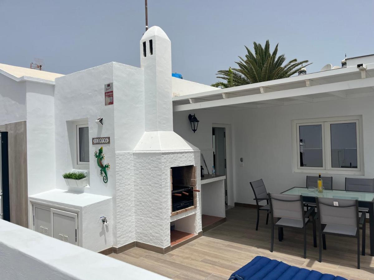 Mym Villa Tías Екстериор снимка