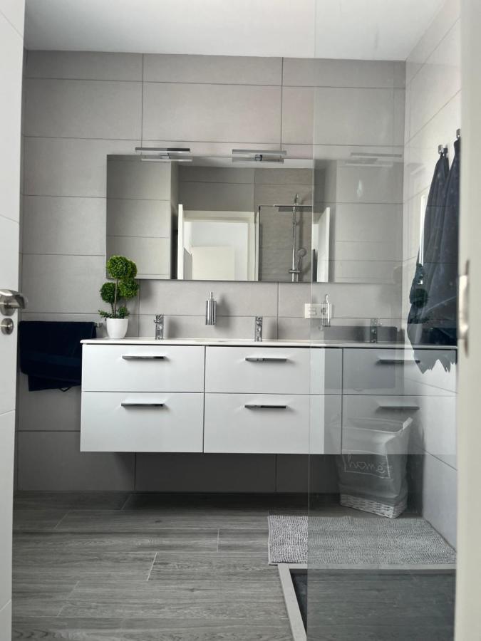 Mym Villa Tías Екстериор снимка